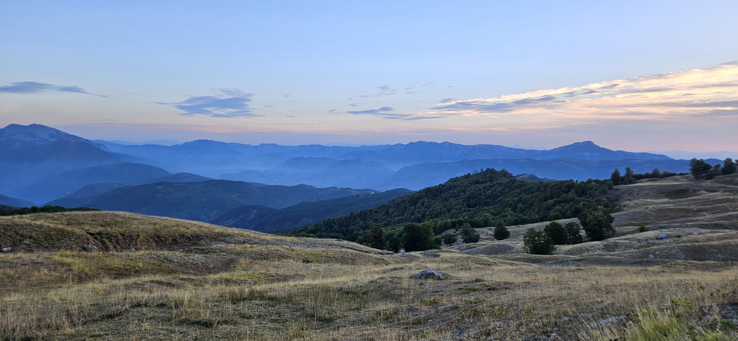 Vue panoramique sur le massif du Pinde.