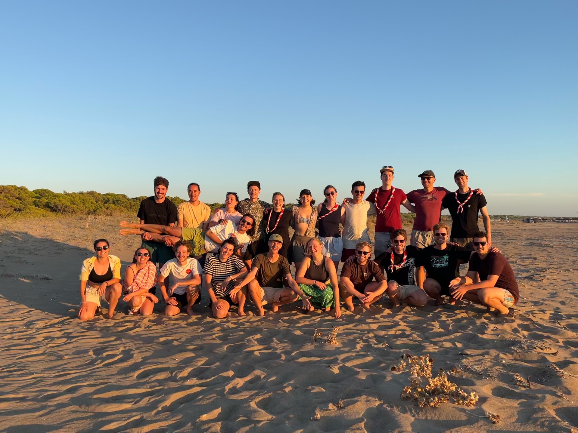 La délégation de l’Explorer Belt sur la plage.