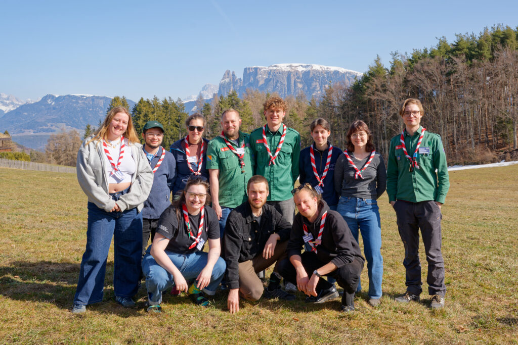 Die Schweizer Delegation posiert für ein Gruppenfoto.