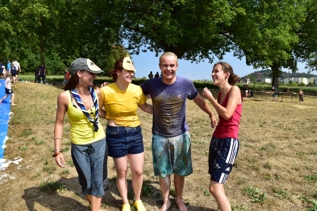Aqua scout à Lenzbourg : encore plus amusant avec de la boue